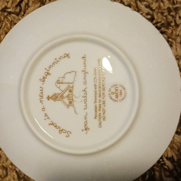 Avon 1986 Plate - Picture 3 of 3
